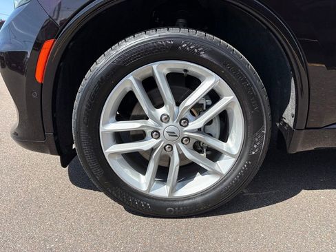 Certified 2025 Dodge Durango GT AWD/4WD image 11