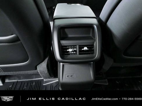 Certified 2025 Cadillac Lyriq Luxury w/ LPO, Floor Liner Package AWD/4WD image 19