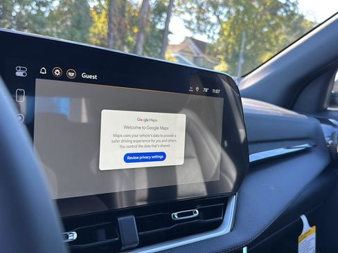 New 2026 Chevrolet Equinox LT w/ Convenience Package II image 23