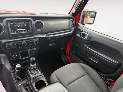 Used 2023 Jeep Wrangler Sport AWD/4WD image 12