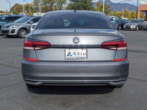 Used 2022 Volkswagen Passat 2.0T FWD image 6