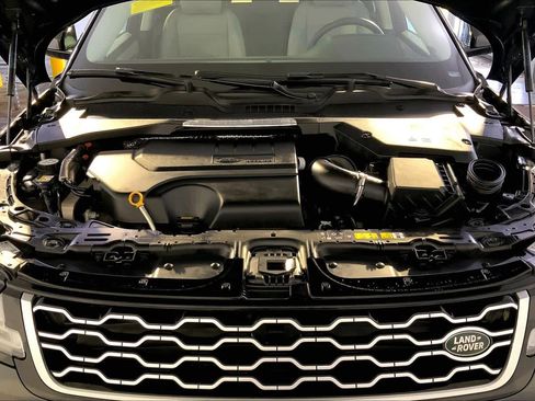 Used 2023 Land Rover Range Rover Evoque SE AWD/4WD image 30