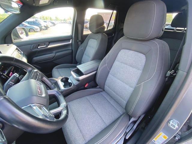 Used 2025 GMC Terrain Elevation AWD/4WD image 19