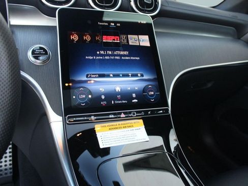 Used 2026 Mercedes-Benz GLC 300 4MATIC image 22