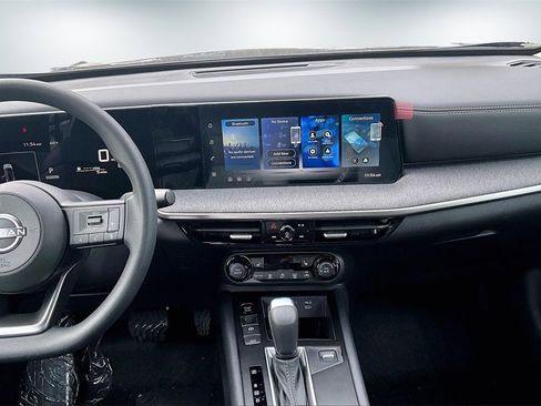 New 2026 Nissan Kicks SV w/ Cold Weather Package image 6