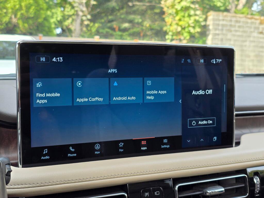 Used 2022 Lincoln Nautilus Reserve w/ Equipment Group 201A AWD/4WD image 28