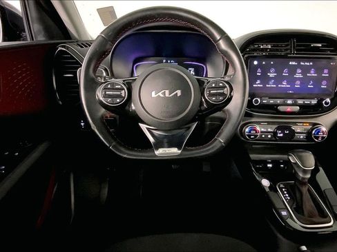 Certified 2023 Kia Soul GT-Line FWD image 5