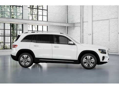 Used 2025 Mercedes-Benz GLB 250 image 14