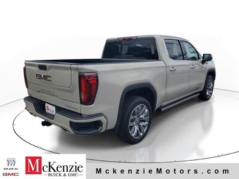 New 2026 GMC Sierra 1500 Denali w/ Denali Reserve Package AWD/4WD image 4
