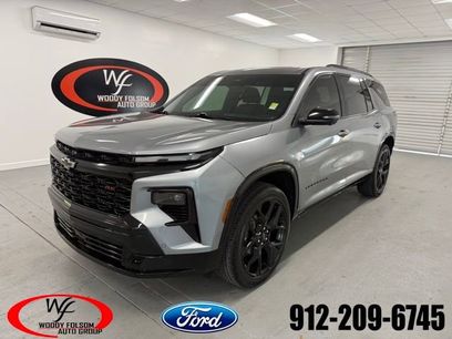 Used 2024 Chevrolet Traverse RS