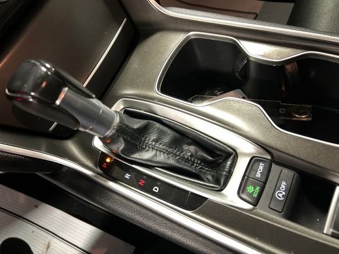 Used 2021 Honda Accord Sport image 18