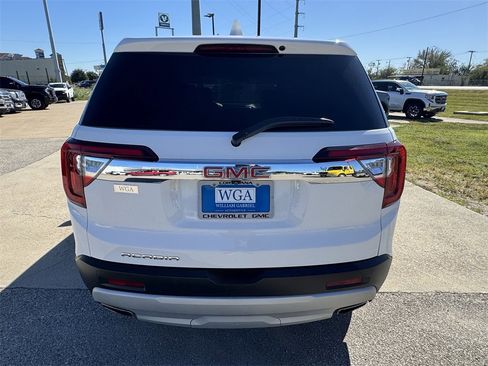 Used 2023 GMC Acadia SLE image 5