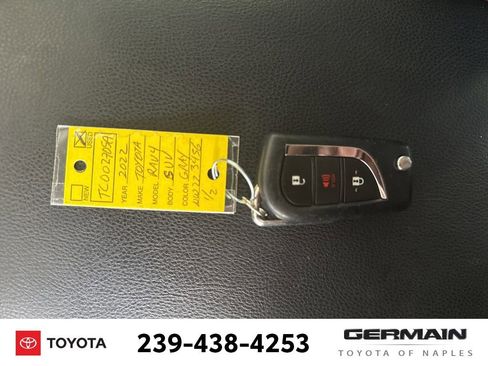 Used 2022 Toyota RAV4 LE image 22