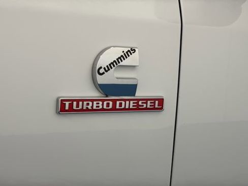 Used 2024 RAM 3500 Tradesman w/ Chrome Appearance Group AWD/4WD image 38