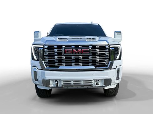 Used 2024 GMC Sierra 2500 Denali w/ Denali Reserve Package image 8