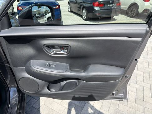Used 2024 Honda HR-V LX image 18