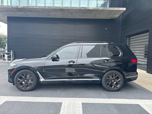 Used 2022 BMW X7 xDrive40i w/ Premium Package AWD/4WD image 2