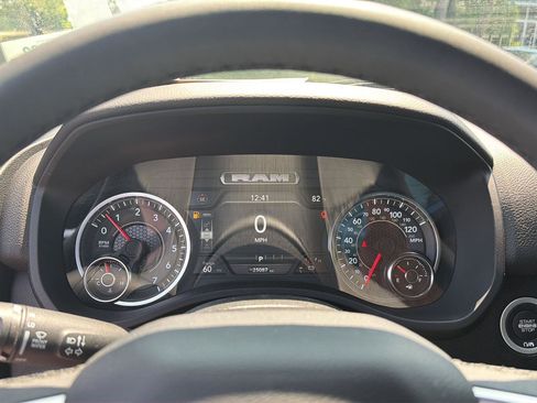 Used 2025 RAM 1500 Big Horn AWD/4WD image 23