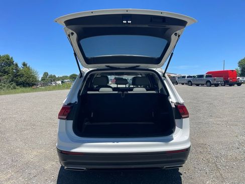 Used 2021 Volkswagen Tiguan S FWD image 9