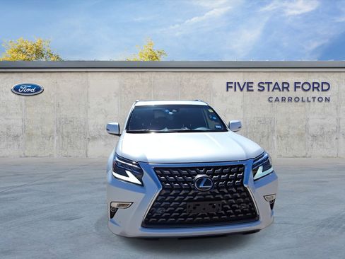 Used 2023 Lexus GX 460 Premium w/ Premium Package image 3