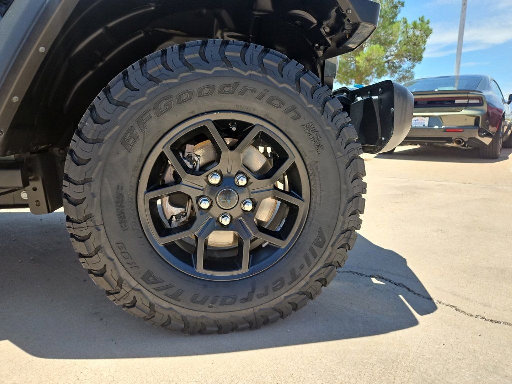 Used 2024 Jeep Wrangler Unlimited AWD/4WD image 10