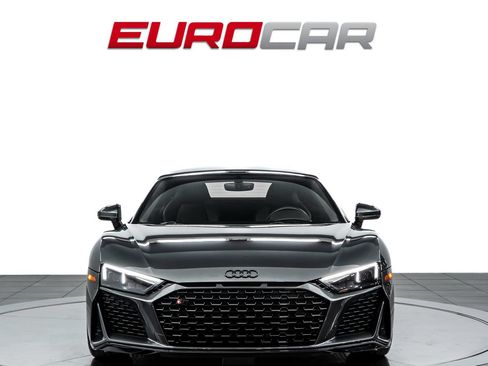 Used 2021 Audi R8 V10 w/ Premium Package RWD image 8
