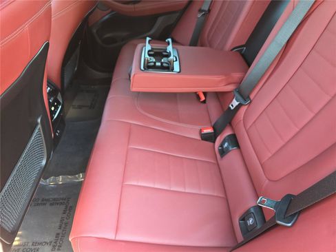 Certified 2024 BMW X4 M40i w/ Premium Package image 12