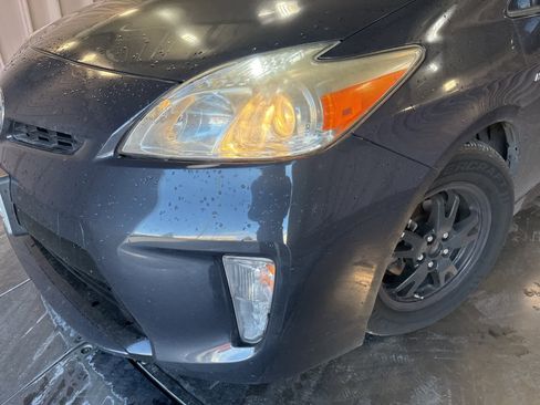 Used 2014 Toyota Prius Two image 8