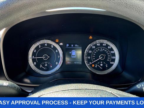 Used 2020 Hyundai Venue SEL FWD image 13