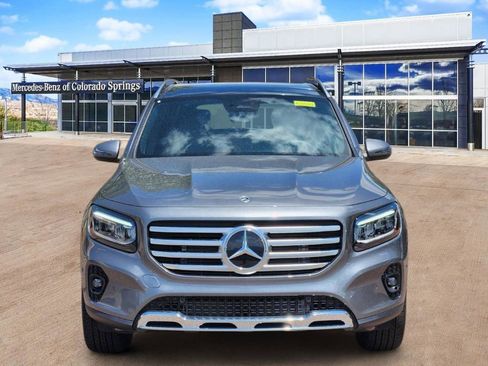 New 2025 Mercedes-Benz GLB 250 4MATIC image 2