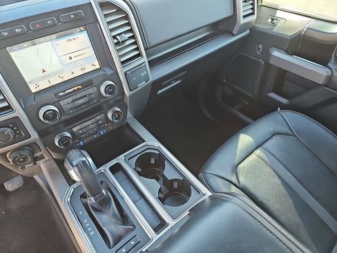 Used 2019 Ford F150 Platinum w/ Equipment Group 701A Luxury image 24