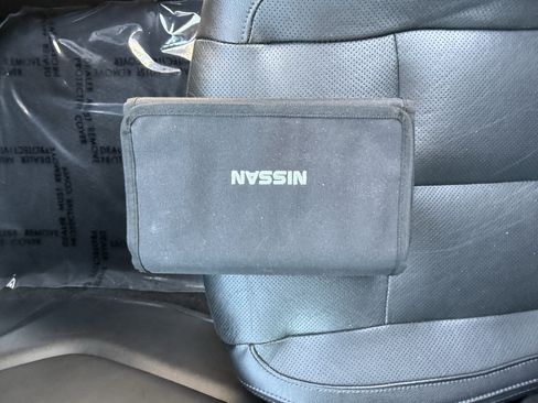 Used 2019 Nissan Rogue SL AWD/4WD image 34