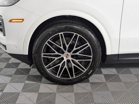 New 2026 Porsche Cayenne Coupe image 11