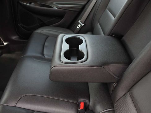 Used 2024 Chevrolet Malibu LT FWD image 23