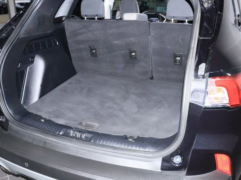 Used 2022 Ford Escape SE image 23