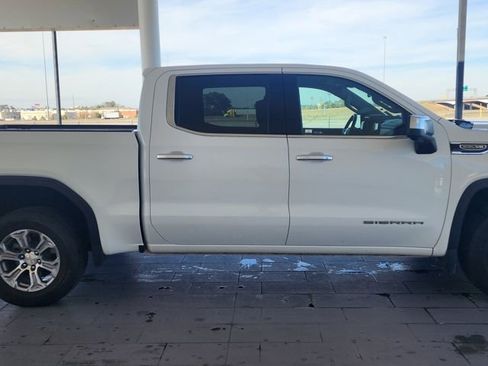 Used 2024 GMC Sierra 1500 SLT image 5