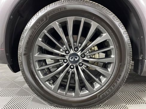 Used 2023 INFINITI QX80 Premium Select w/ Cargo Package AWD/4WD image 12