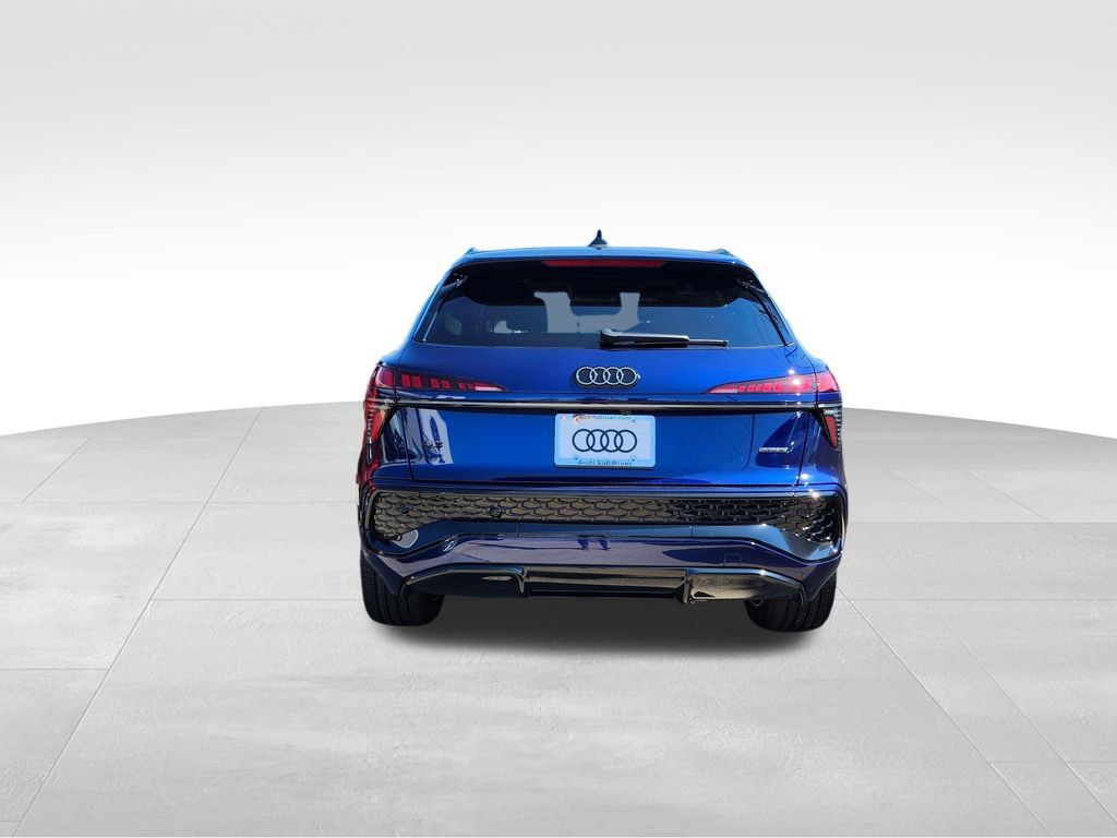 New 2026 Audi Q3 quattro 2.0T AWD/4WD image 6