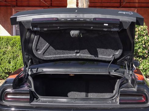 Used 2021 Dodge Challenger SRT Hellcat w/ Plus Package image 8