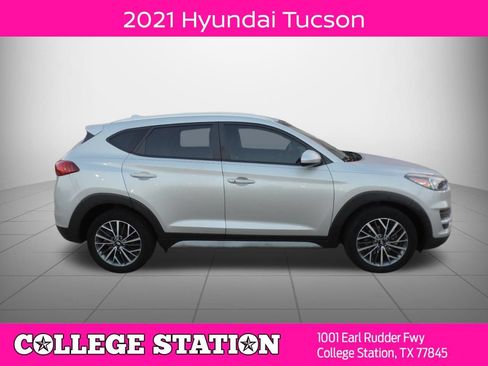 Used 2021 Hyundai Tucson SEL w/ Cargo Package FWD image 2