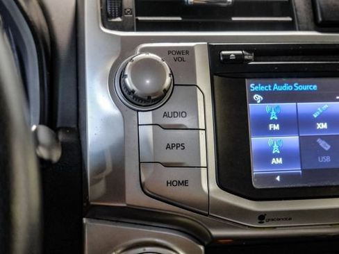 Used 2017 Toyota 4Runner SR5 RWD image 33