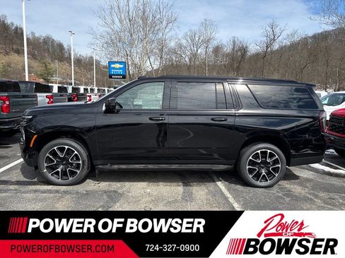 New 2026 Chevrolet Suburban RST w/ Advanced Technology Package image 2