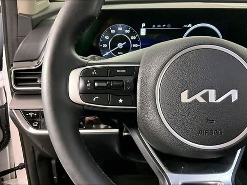 Certified 2023 Kia Sportage SX image 11