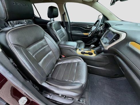 Used 2017 GMC Acadia Denali FWD image 33
