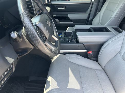 Used 2025 Toyota Tundra Limited w/ TRD Off-Road Package AWD/4WD image 13