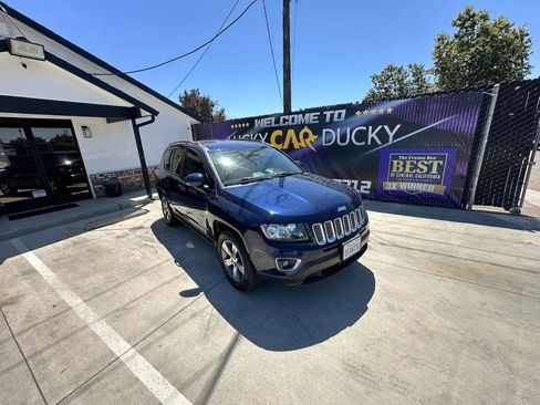 Used 2017 Jeep Compass High Altitude AWD/4WD image 3