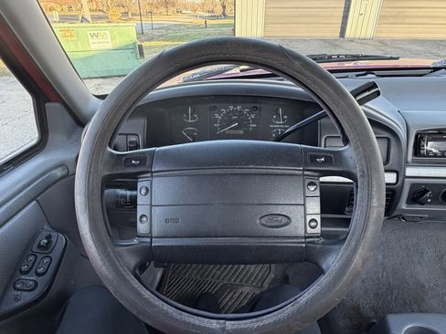 Used 1994 Ford F150 XL image 15