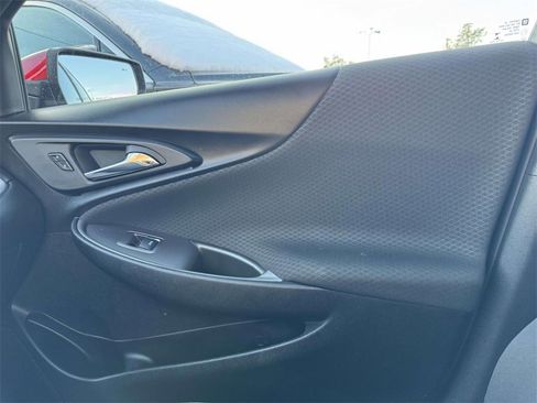 Used 2021 Chevrolet Malibu RS image 32