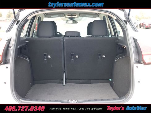 Used 2024 Nissan Kicks SV image 25