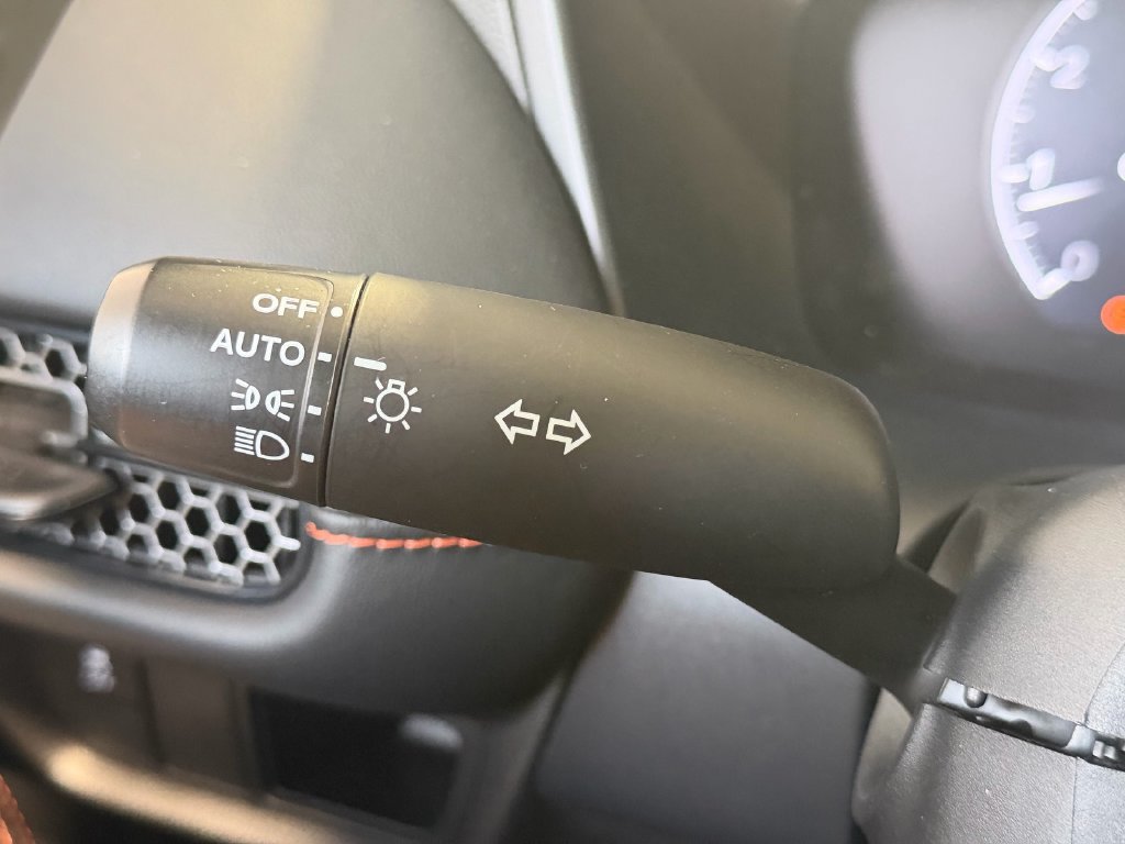 Used 2024 Honda HR-V Sport image 30